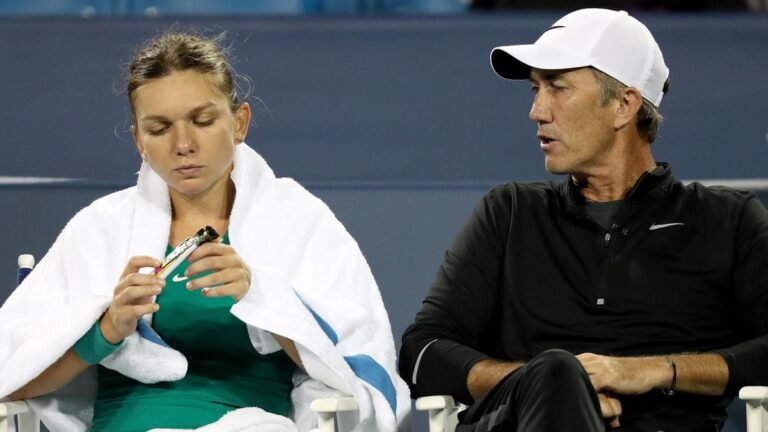 Darren Cahill and Simona