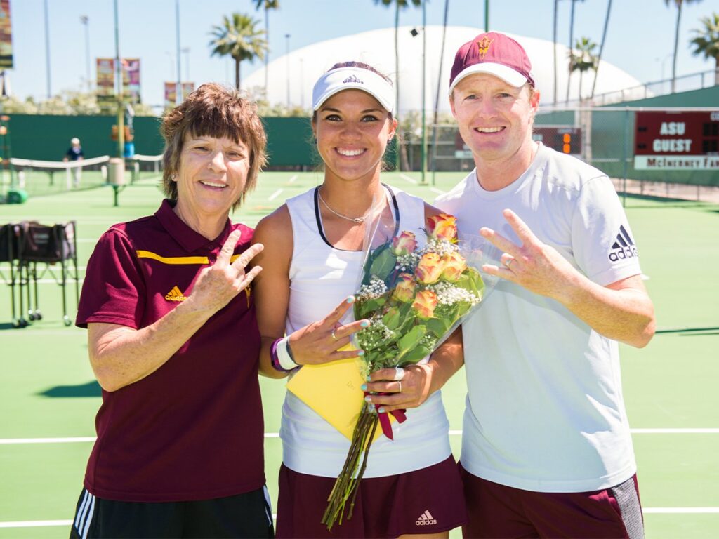 Desirae Krawczyk and her parents