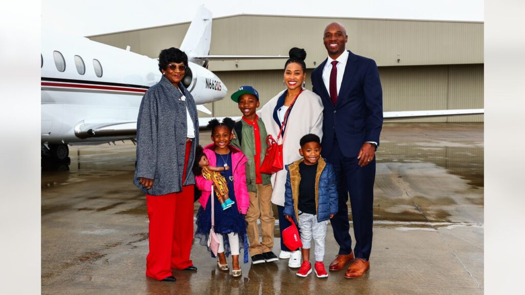 DeMeco Ryans and his family